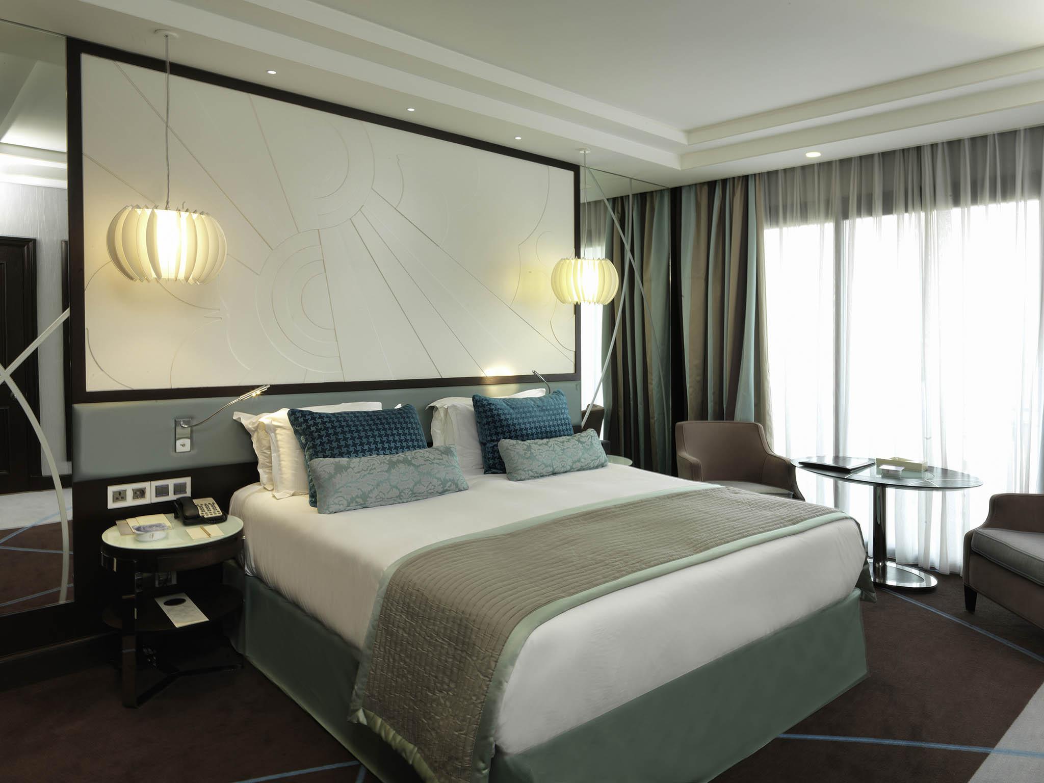 Sofitel Beirut Le Gabriel Hotel Buitenkant foto