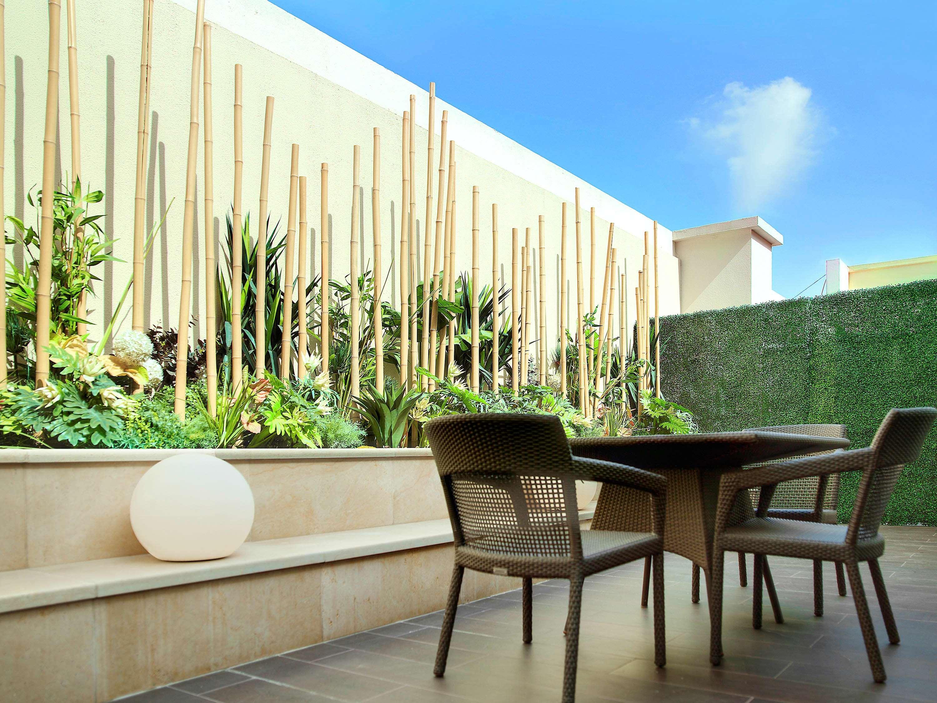 Sofitel Beirut Le Gabriel Hotel Buitenkant foto