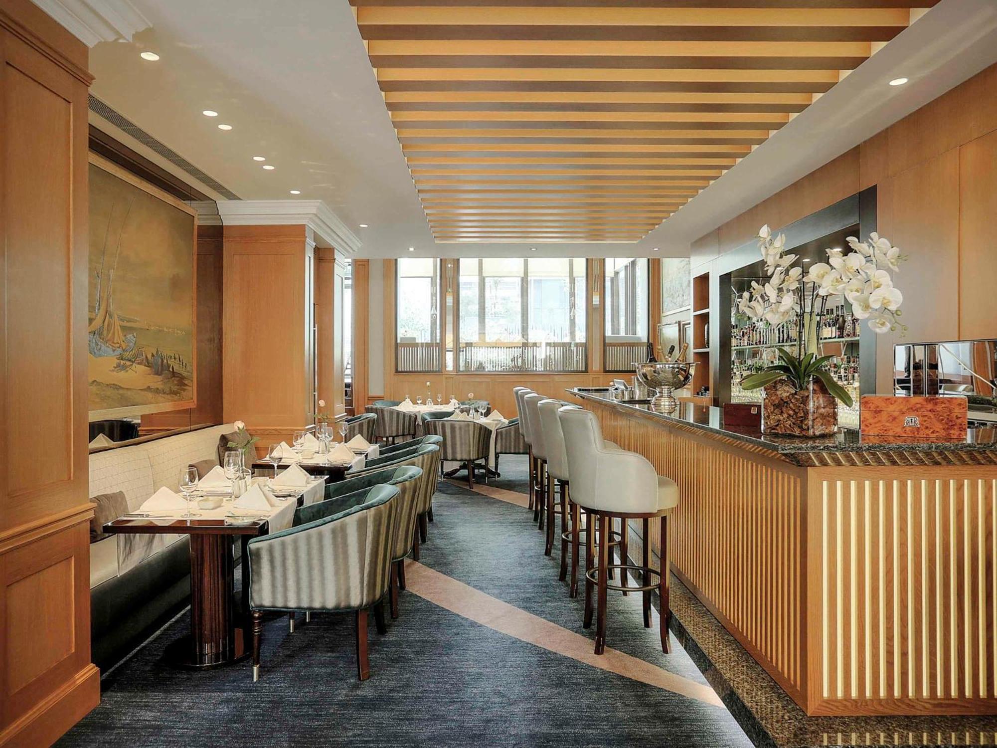 Sofitel Beirut Le Gabriel Hotel Buitenkant foto
