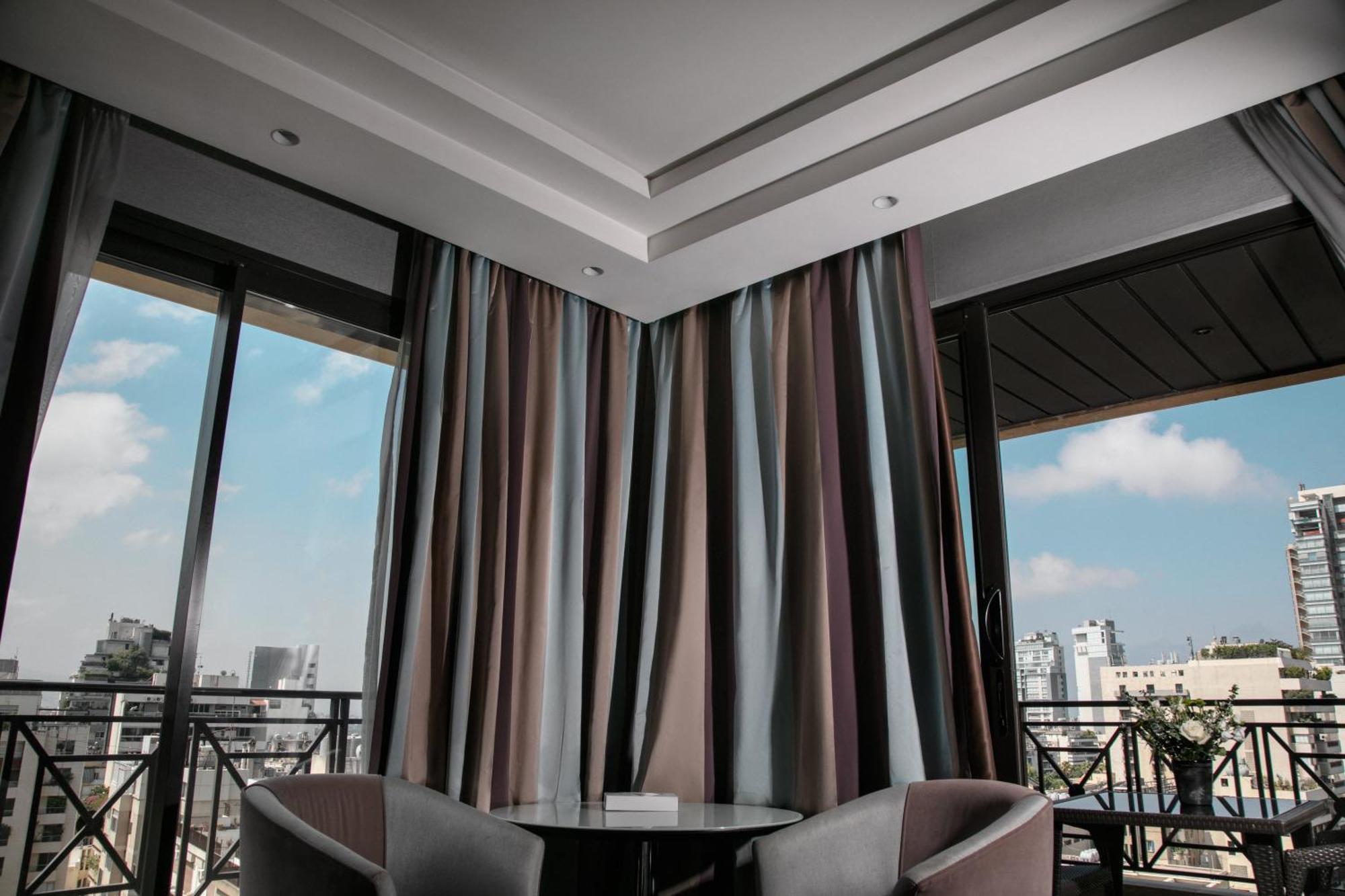 Sofitel Beirut Le Gabriel Hotel Buitenkant foto