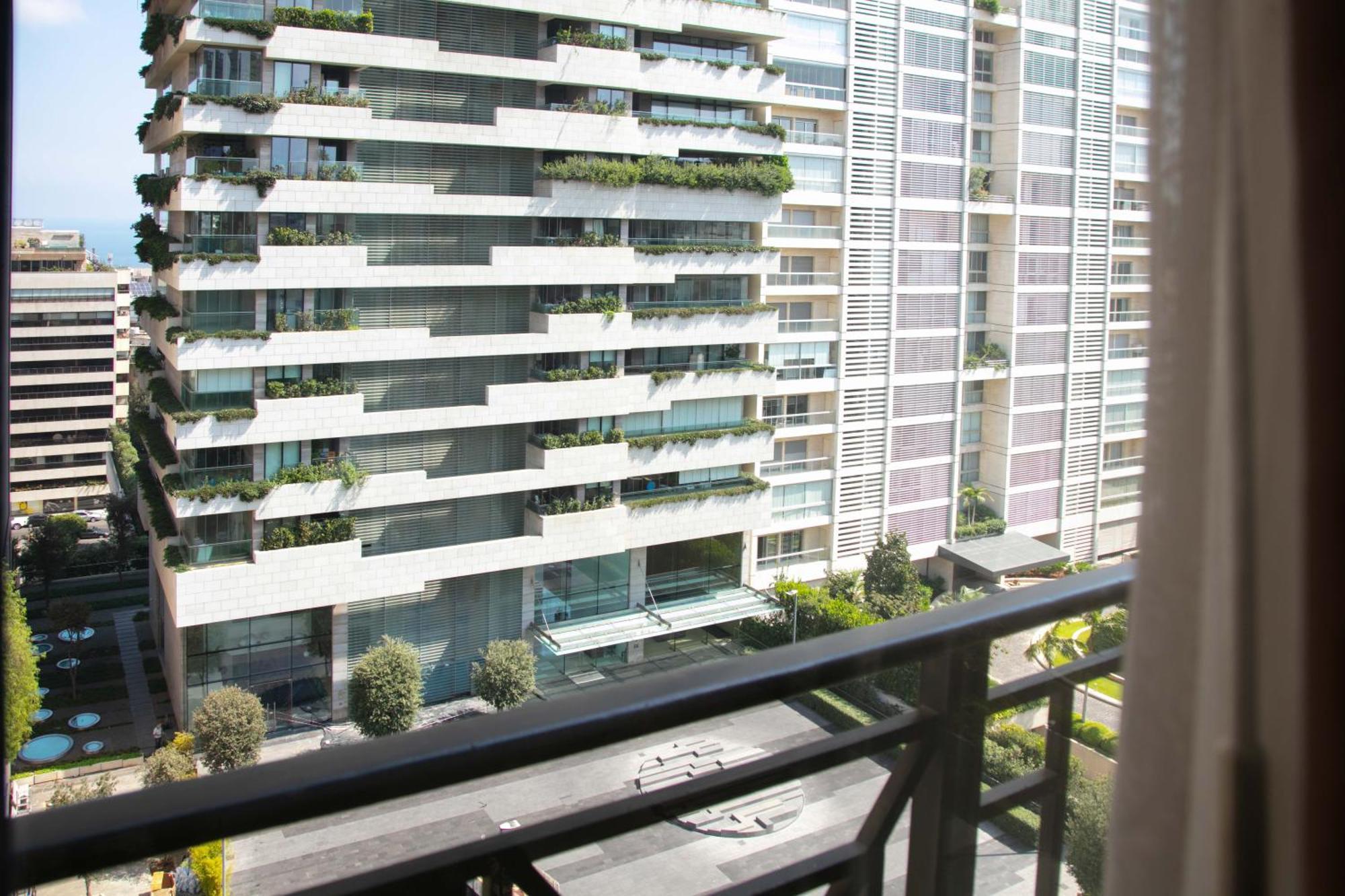 Sofitel Beirut Le Gabriel Hotel Buitenkant foto