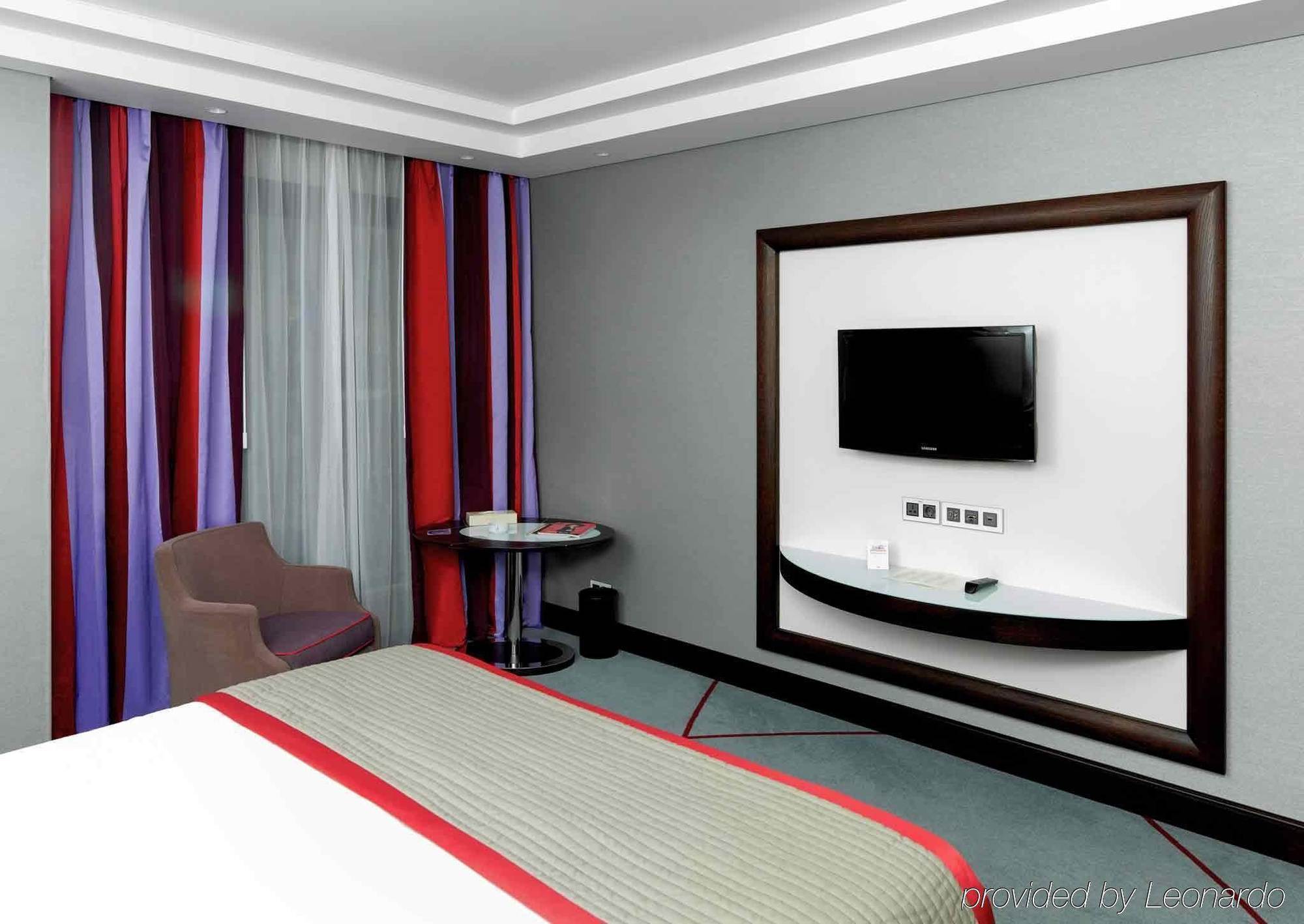 Sofitel Beirut Le Gabriel Hotel Buitenkant foto