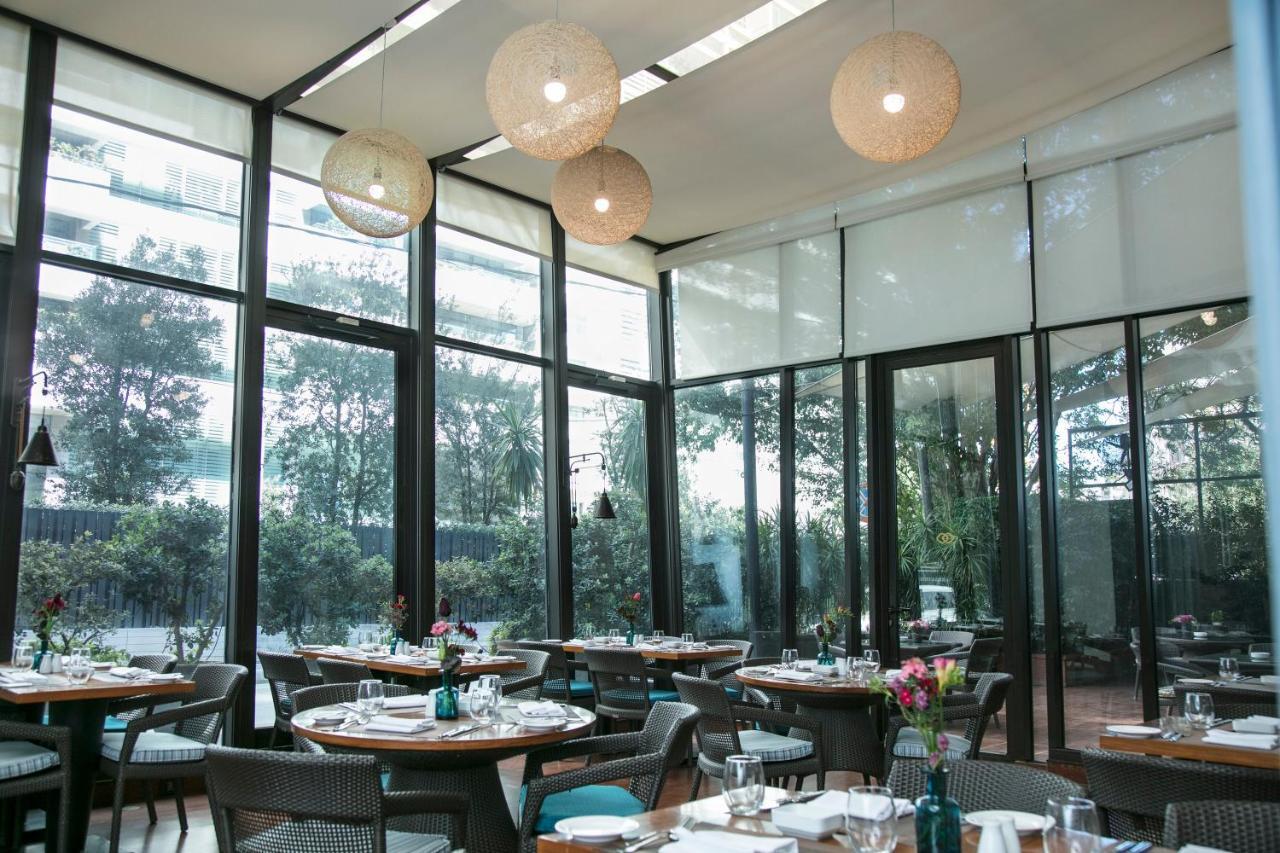Sofitel Beirut Le Gabriel Hotel Buitenkant foto